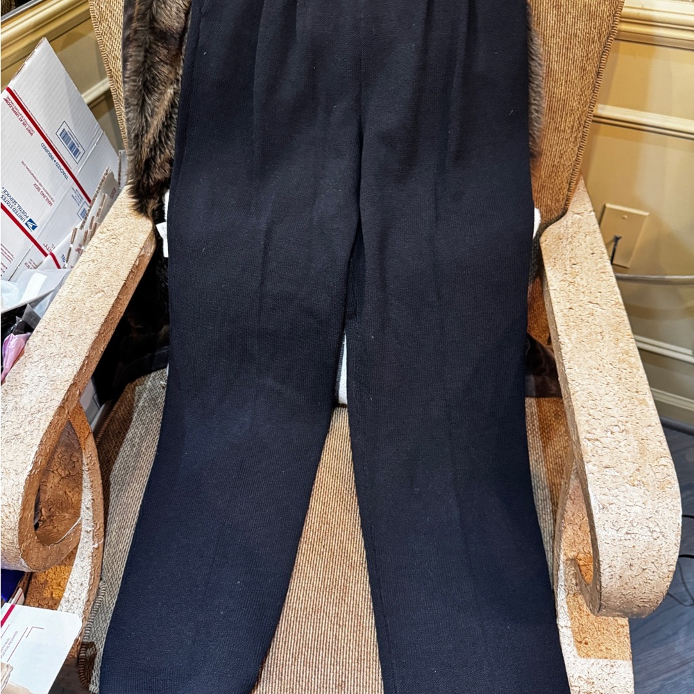 St. John Basic Santana Blackwool Knit Pleated Pul… - image 3